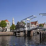 ファン デル ファルク ホテル