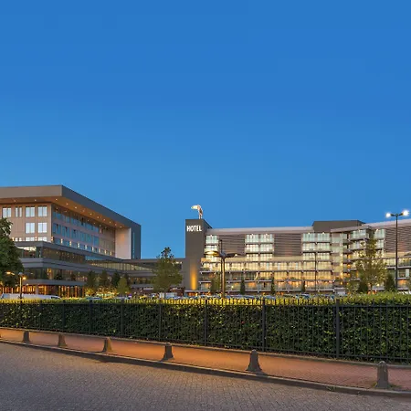 Hotel Der Valk 4*