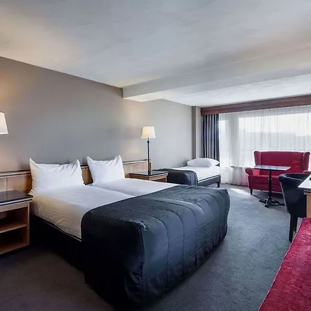 Hotel Der Valk 4*