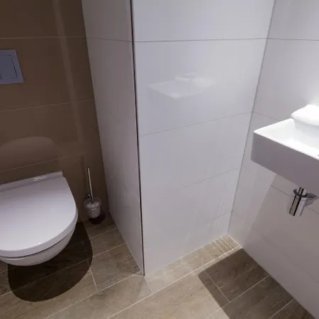 Der Valk Hotel 4*